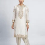 monochromatic-Indian outfits