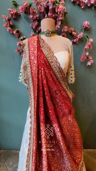 Bandhani dupatta styling