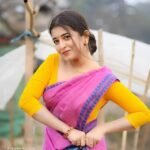 Mekhela Chador vs saree guide