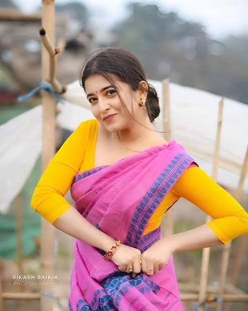 Mekhela Chador vs saree guide