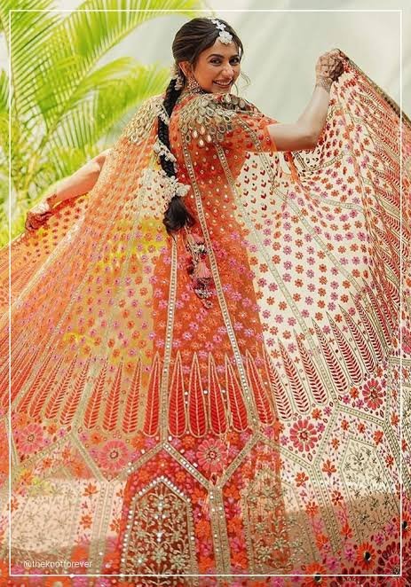 Phulkari dupatta with plain suit