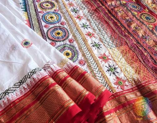how to wash handloom sarees at home